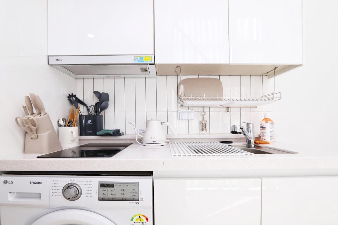 סיאול Apartment J Garden Myeongdong Station מראה חיצוני תמונה