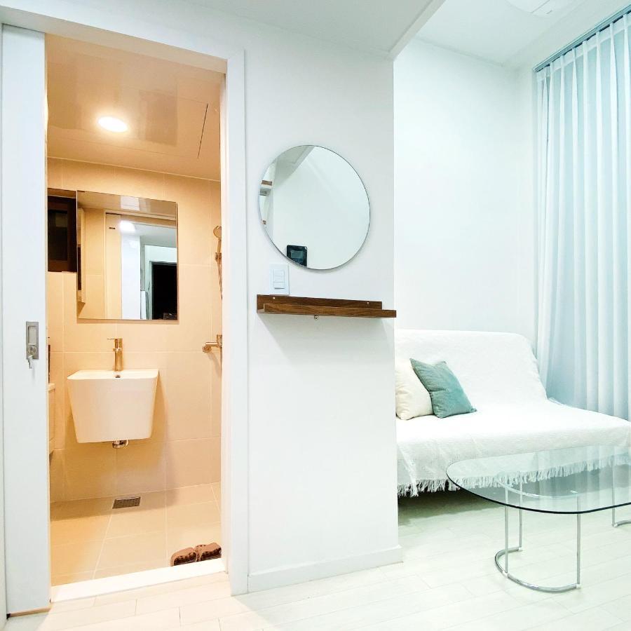 סיאול Apartment J Garden Myeongdong Station מראה חיצוני תמונה