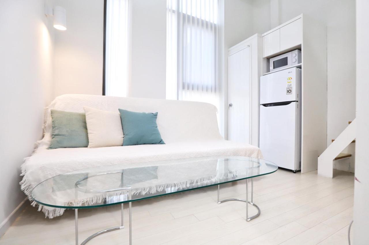 סיאול Apartment J Garden Myeongdong Station מראה חיצוני תמונה