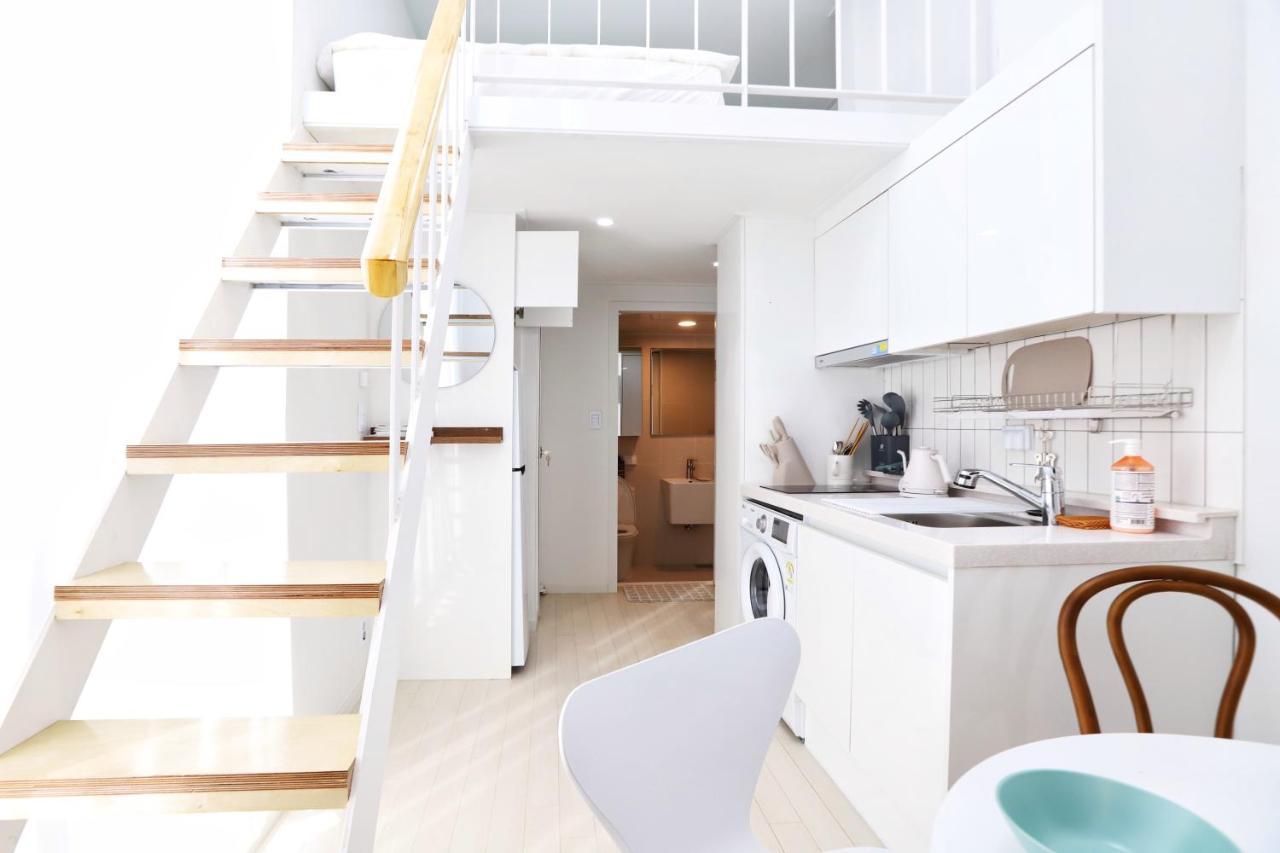 סיאול Apartment J Garden Myeongdong Station מראה חיצוני תמונה